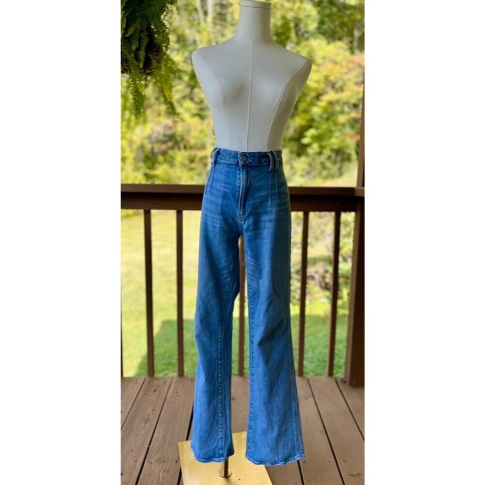 PAIGE High Rise Manhattan Jeans 31 Medium Wash Flare Bootcut